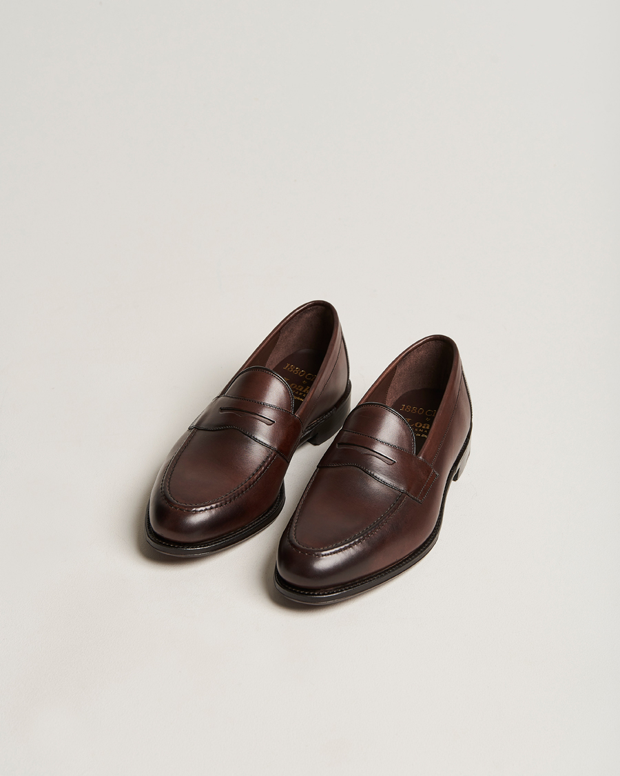 Mies | Loaferit | Loake 1880 | Hornbeam Eco Penny Loafer Walnut
