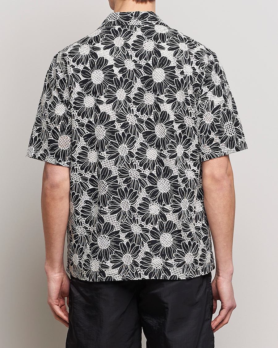 Mies | Kauluspaidat | Sunflower | Cayo Floral Short Sleeve Shirt Black