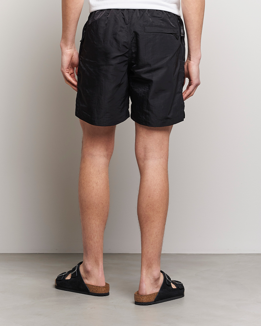 Mies | Shortsit | Sunflower | Mike Shorts Black