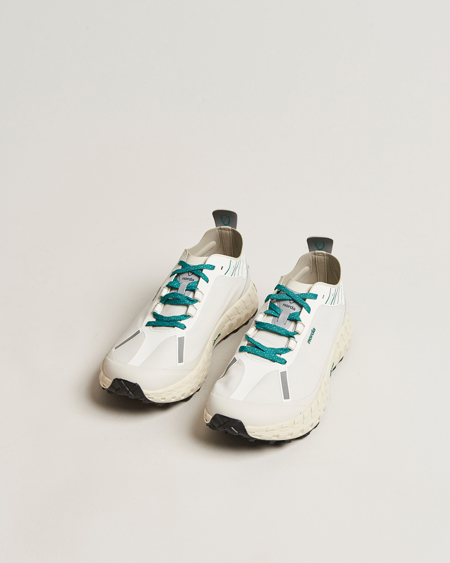 Mies | Juoksukengät | Norda | 001 Running Sneakers White/Forest