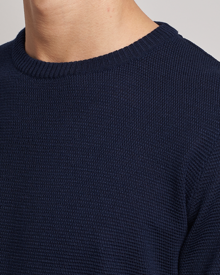 Mies | Puserot | Stenströms | Textured Merino Crew Neck Navy