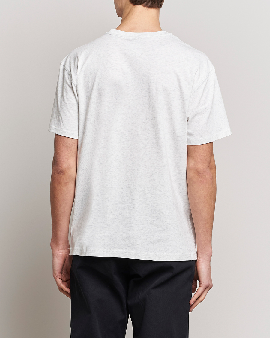 Mies | T-paidat | New Balance | Essentials T-Shirt Sea Salt Heather