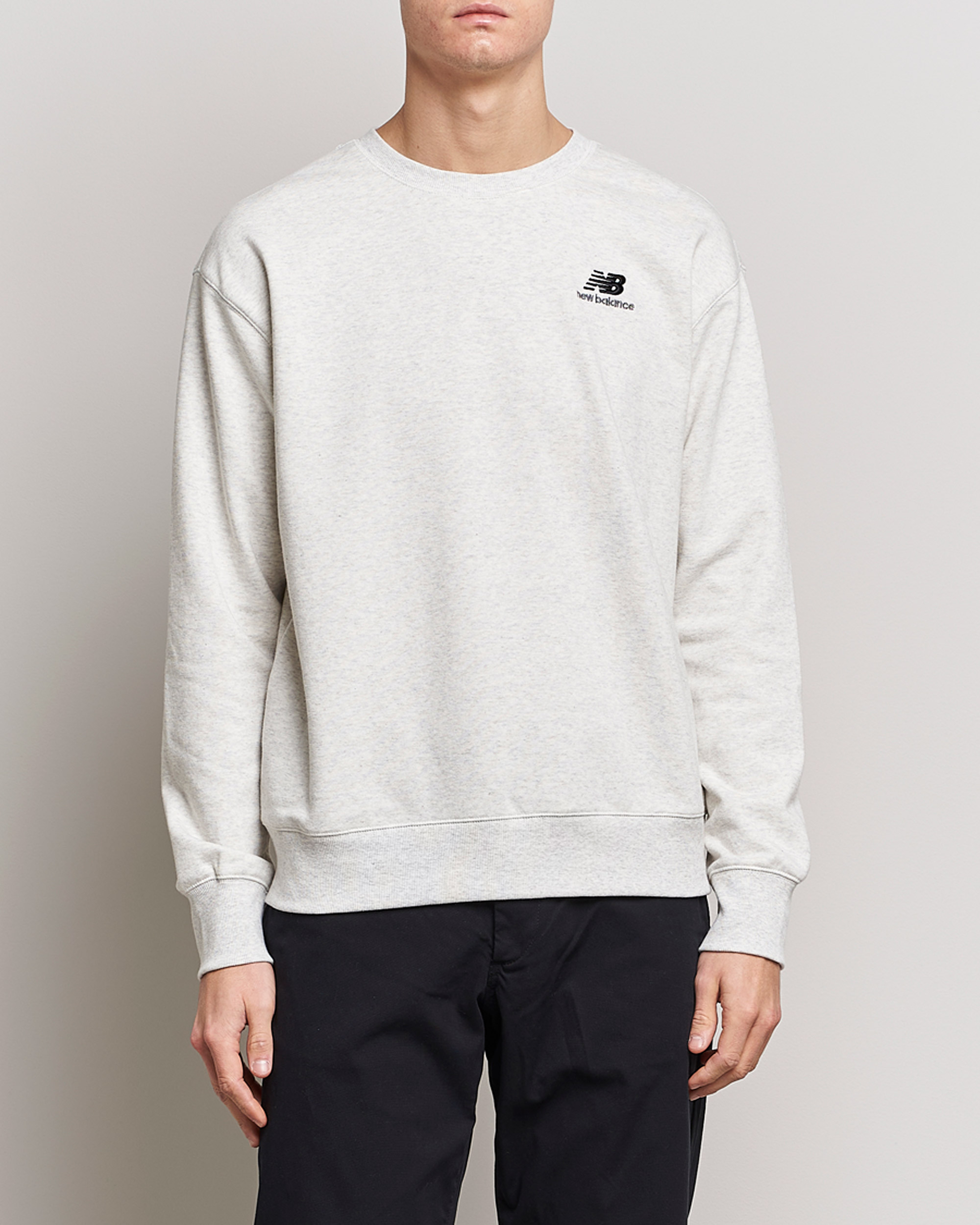 Mies | Puserot | New Balance | French Terry Sweatshirt Sea Salt Heather