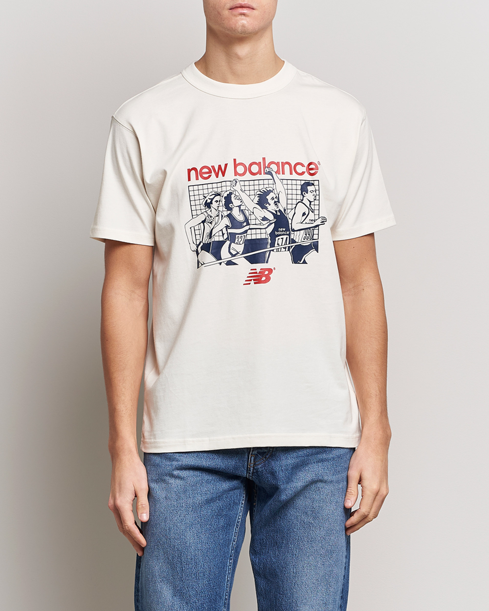 Mies |  | New Balance | Athletics 90s Graphic T-Shirt Greige