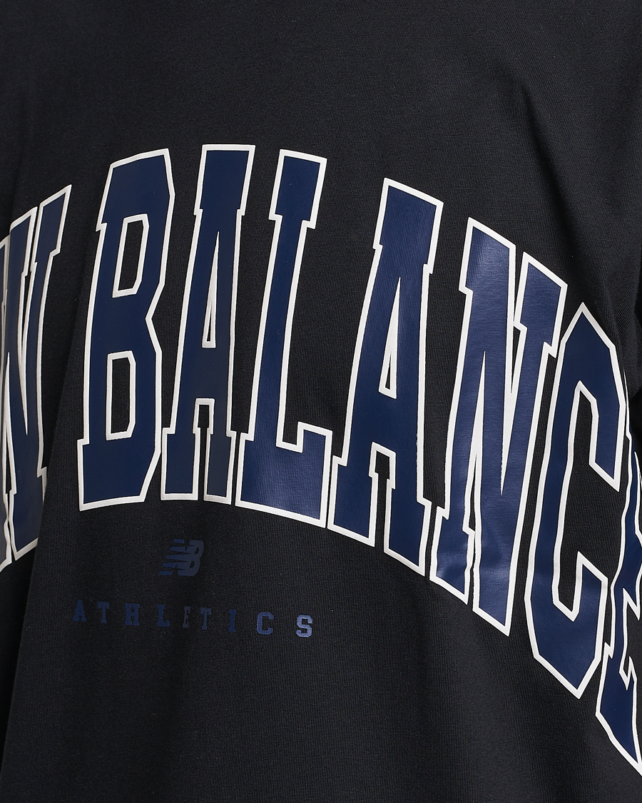 Mies | T-paidat | New Balance | Athletics Warped T-Shirt Black