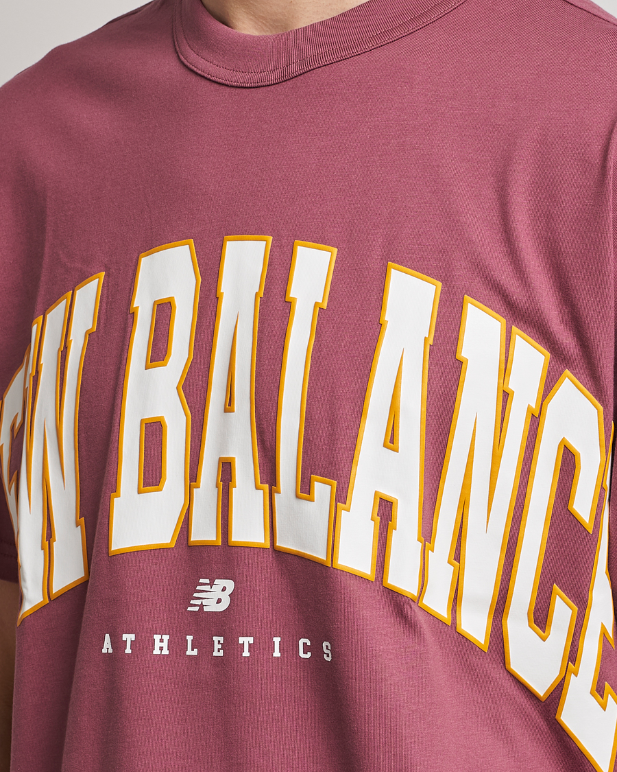 Mies | T-paidat | New Balance | Athletics Warped T-Shirt Washed Burgundy