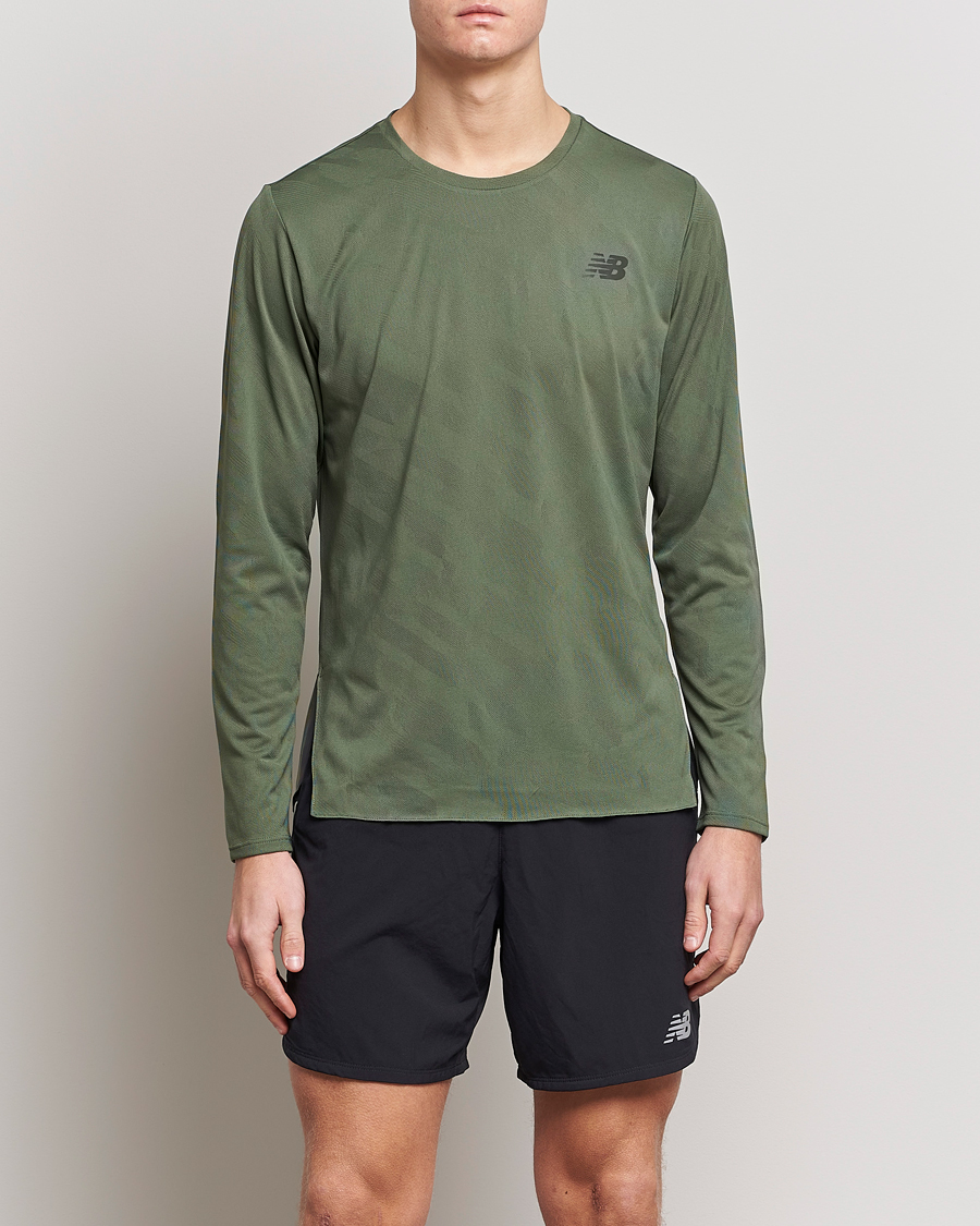 Mies | New Balance Running | New Balance Running | Q Speed Jacquard Long Sleeve T-Shirt Olive