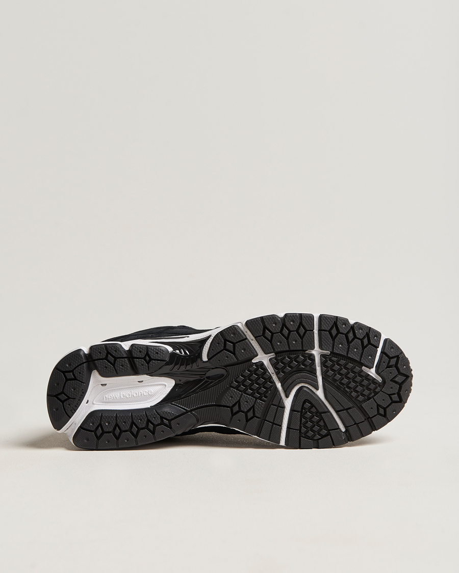 Mies | Tennarit | New Balance | 2002R Sneakers Black