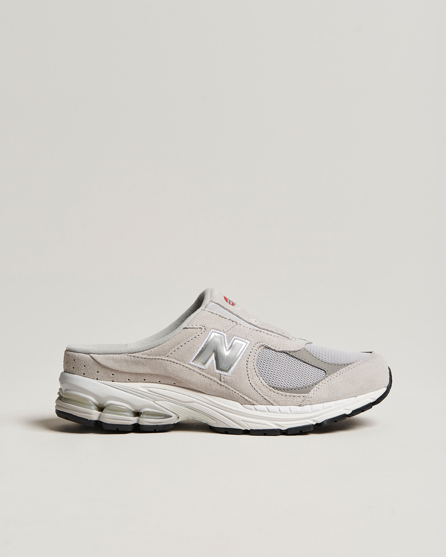 Mies | New Balance 2002R Slippers Rain Cloud | New Balance | 2002R Slippers Rain Cloud