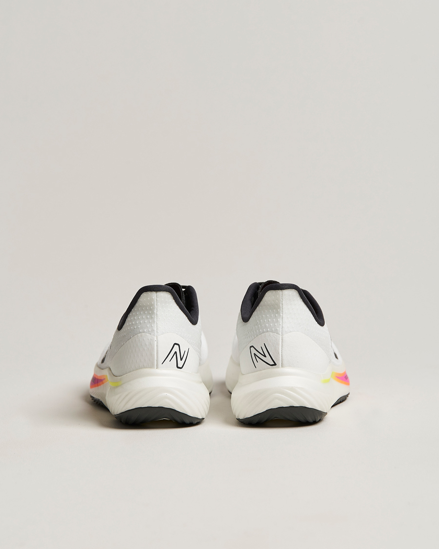 Mies | New Balance Running FuelCell Rebel v3 White | New Balance Running | FuelCell Rebel v3 White