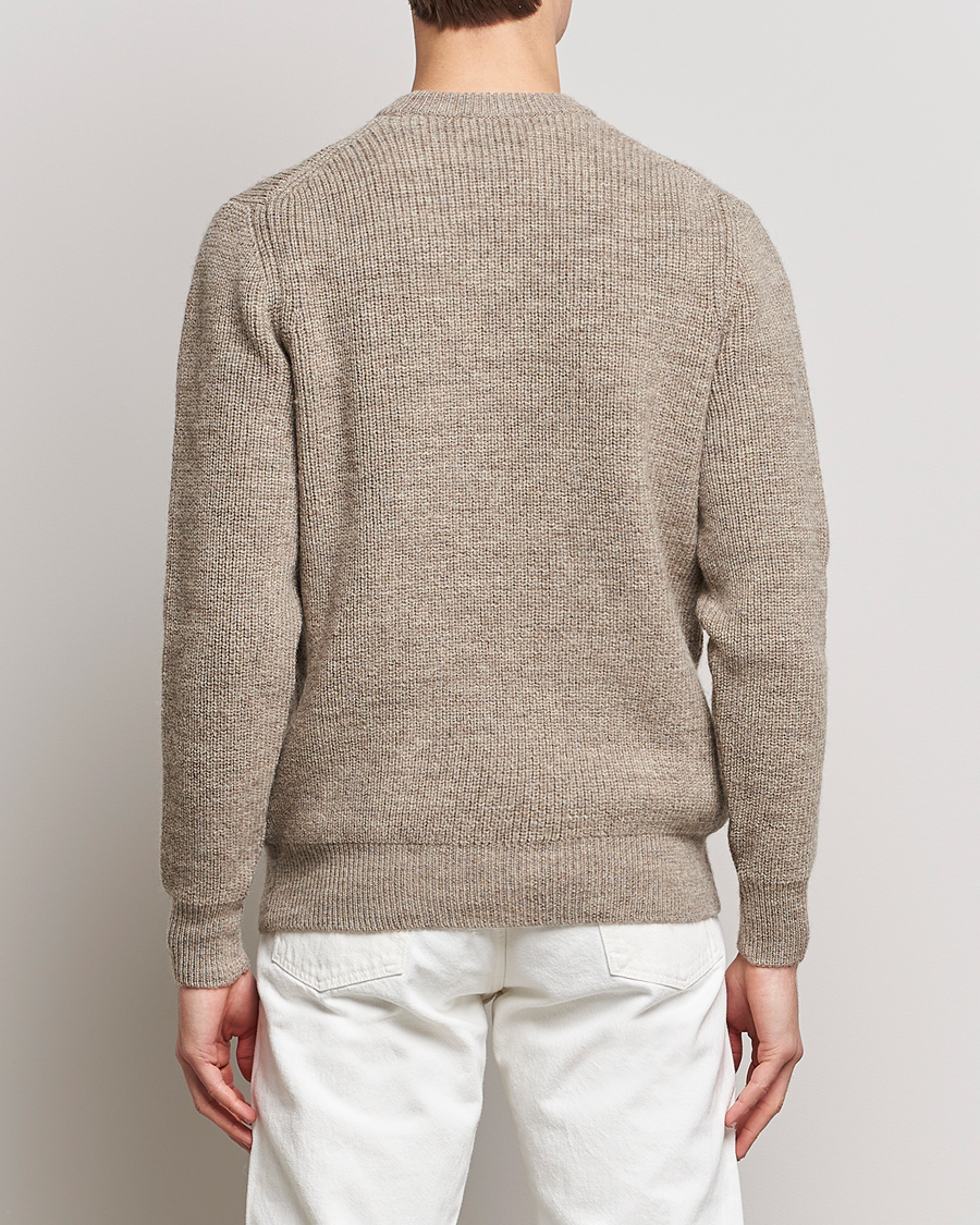 Mies | Puserot | Sunspel | Luxury British Wool Jumper Natural Oatmeal