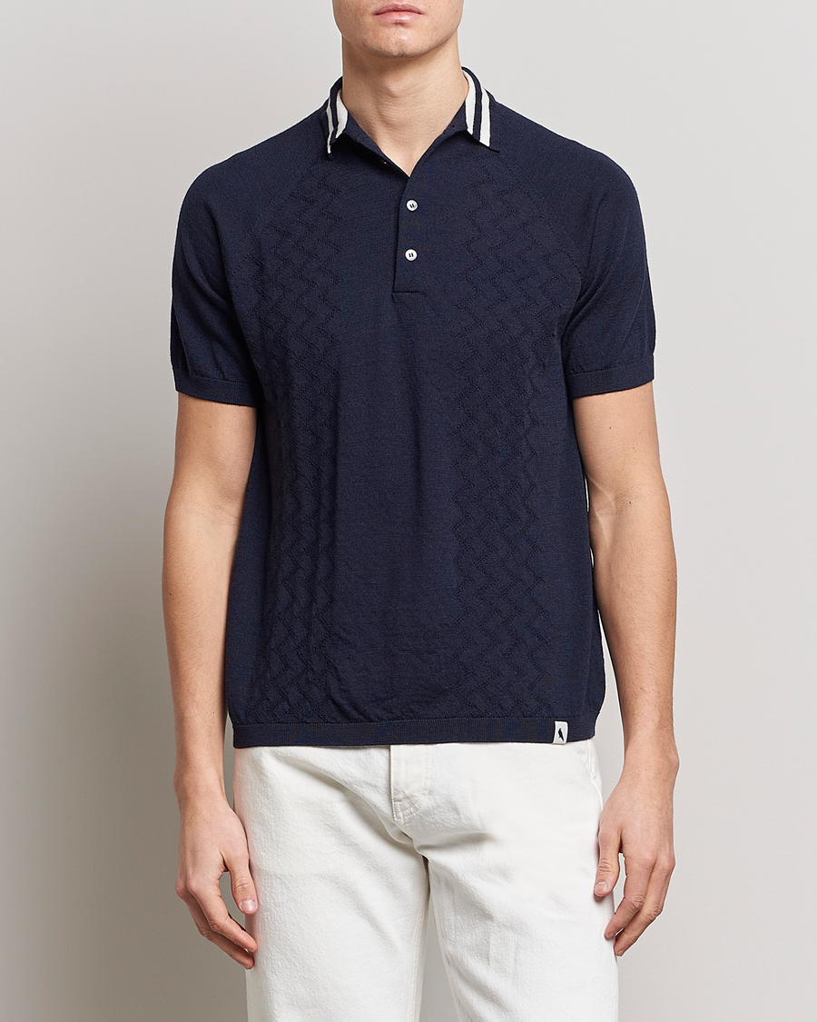 Mies | Pikeet | Peregrine | Textured Wool Short Sleeve Poloshirt Navy