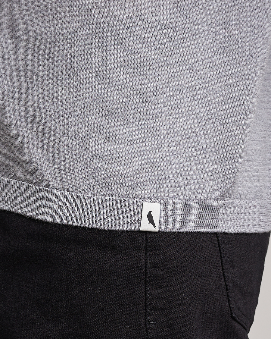 Mies | T-paidat | Peregrine | Knitted Wool T-Shirt Light Grey