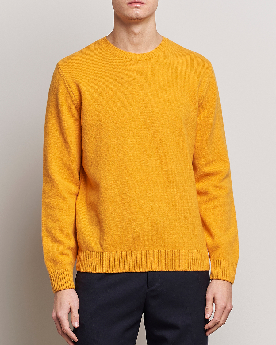 Mies |  | Colorful Standard | Classic Merino Wool Crew Neck Burned Yellow