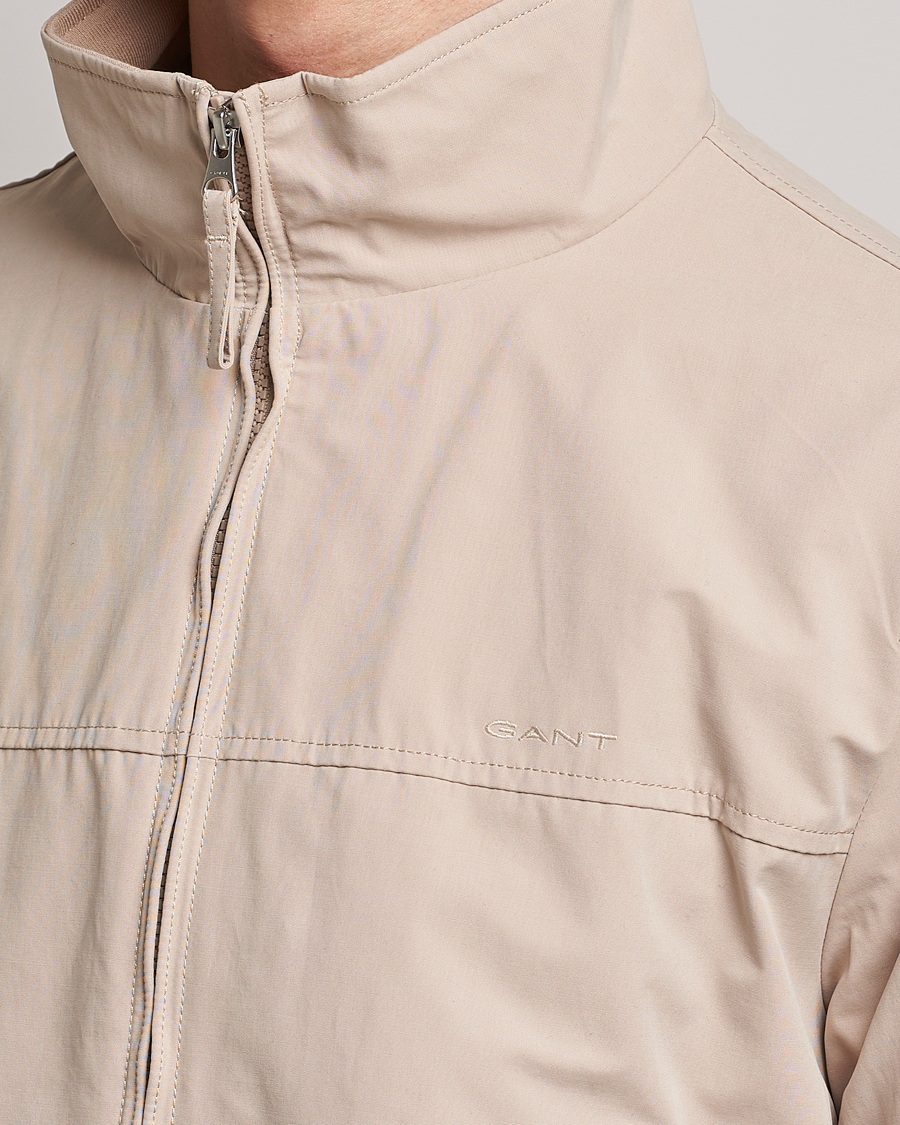 Mies | Takit | GANT | The Hampshire Jacket Dry Sand