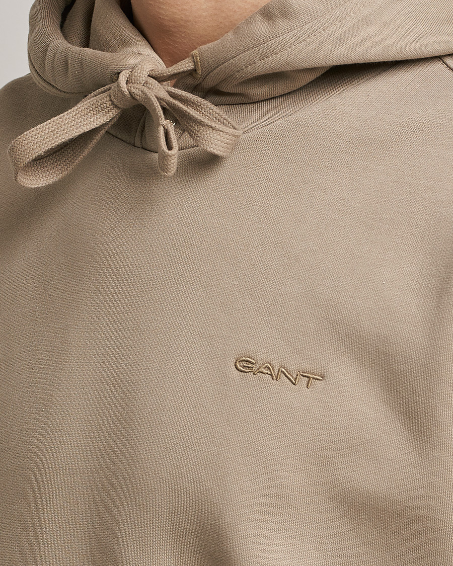 Mies | Puserot | GANT | Icon Hoodie Taupe Beige