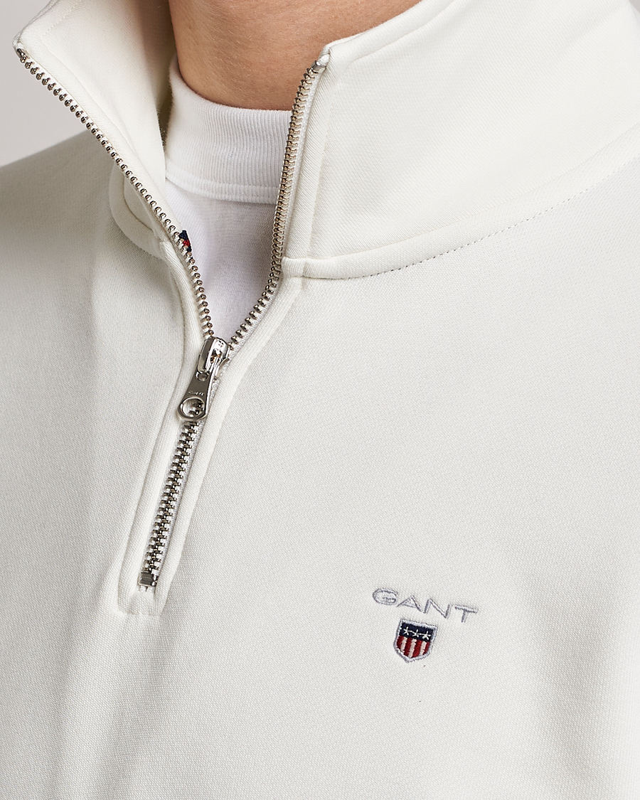 Mies | Puserot | GANT | Original Shield Logo Half-Zip Eggshell