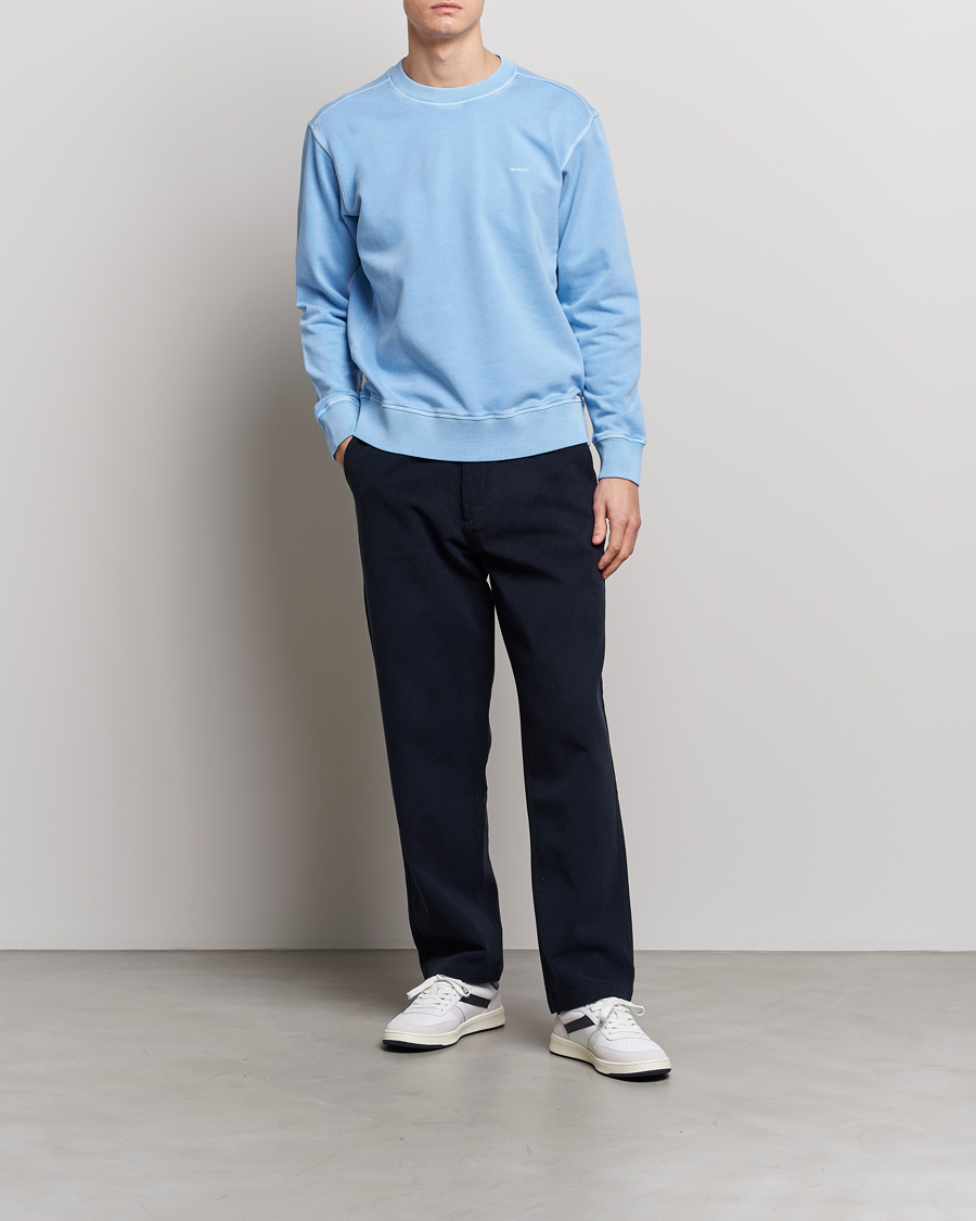 Mies | Puserot | GANT | Sunbleached Crew Neck Sweatshirt Gentle Blue