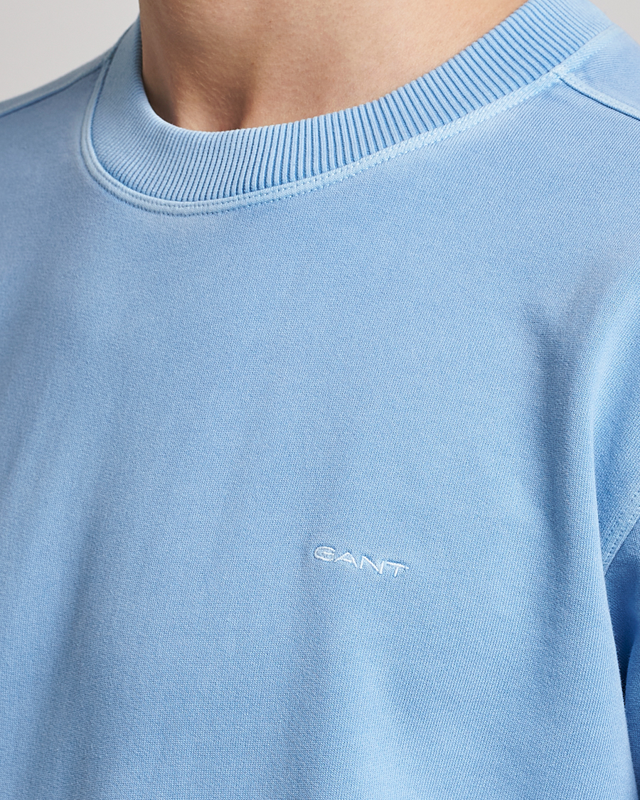 Mies | Puserot | GANT | Sunbleached Crew Neck Sweatshirt Gentle Blue