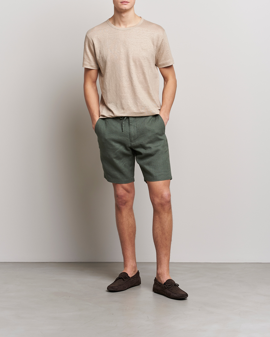 Mies | Shortsit | GANT | Relaxed Linen Drawstring Shorts Green Ash