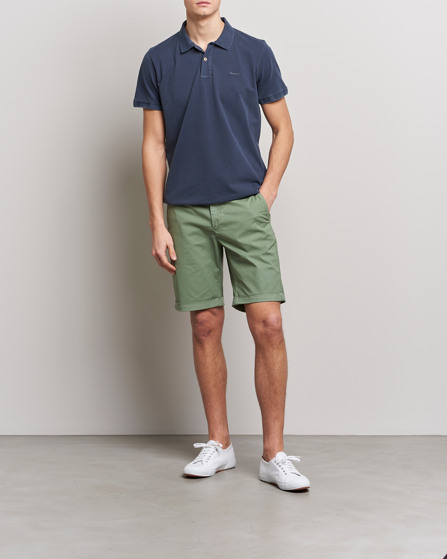 Mies | Shortsit | GANT | Regular Sunbleached Shorts Calamata Green