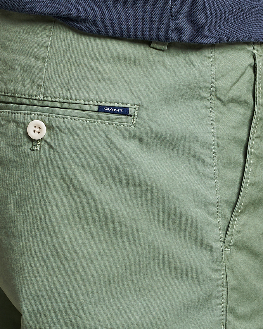 Mies | Shortsit | GANT | Regular Sunbleached Shorts Calamata Green