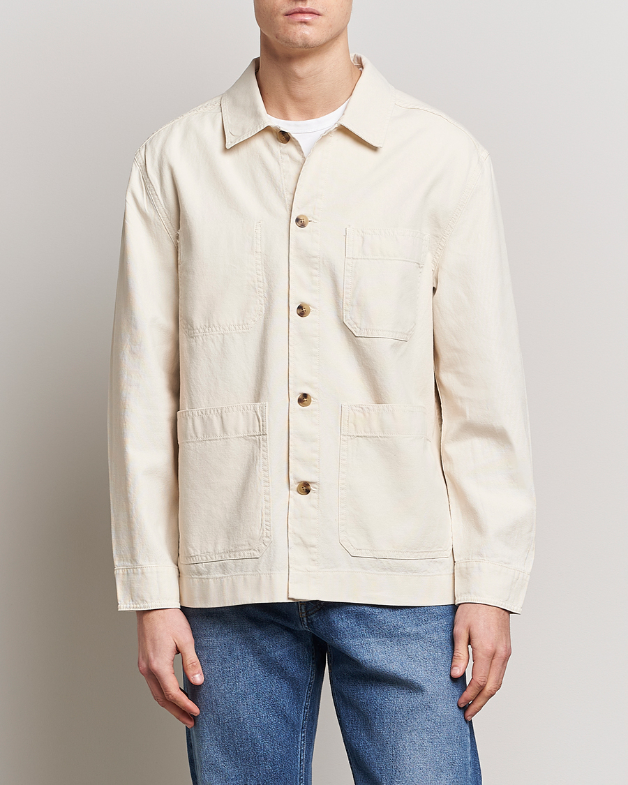 Mies | Paitatakkien aika | GANT | Garment Dyed Cotton/Linen Overshirt Ecru