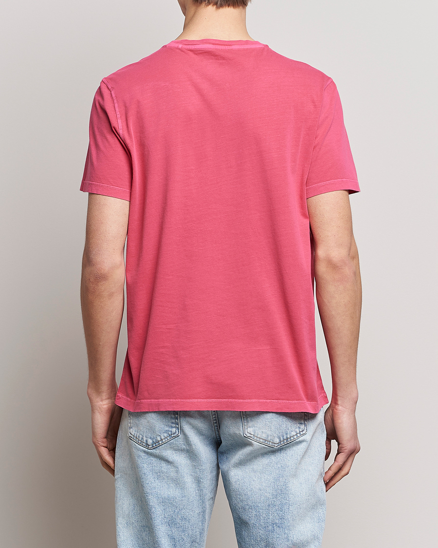 Mies | T-paidat | GANT | Sunbleached T-Shirt Magenta Pink