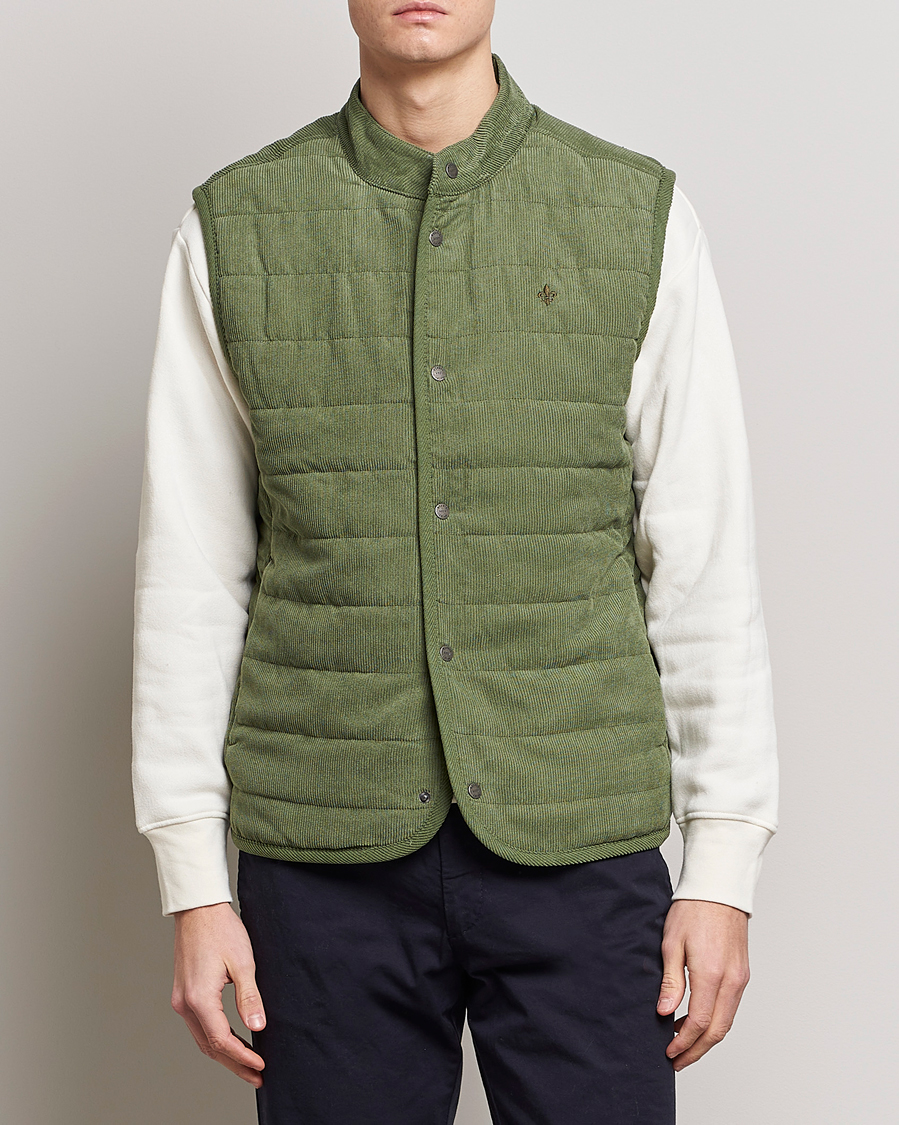 Mies | Ulkoliivit | Morris | Woburn Baby Cord Vest Sage Green