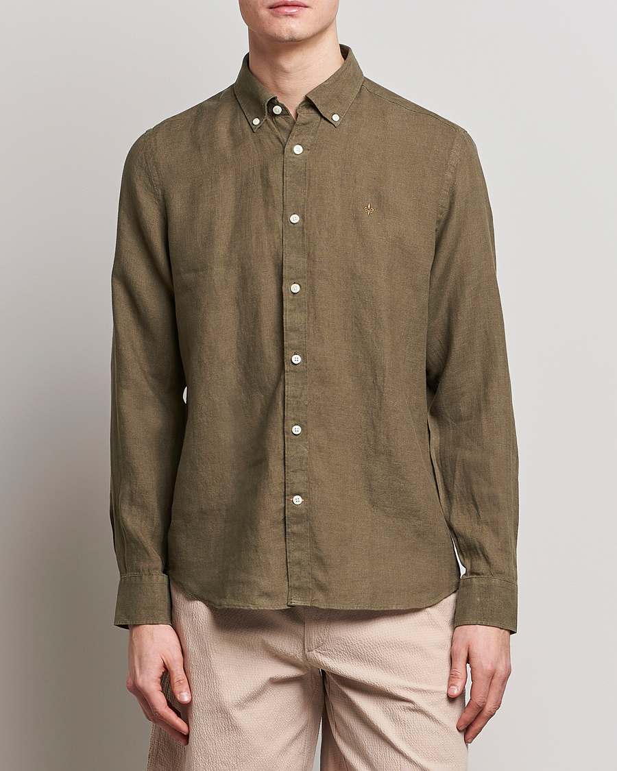 Mies | Pellavapaidat | Morris | Douglas Linen Button Down Shirt Dark Green