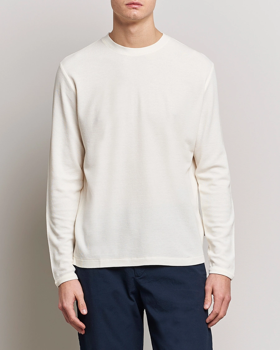 Mies | O-aukkoiset neulepuserot | NN07 | Clive Knitted Sweater Egg White