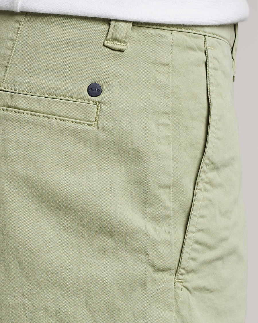 Mies | Shortsit | NN07 | Crown Shorts Pale Green