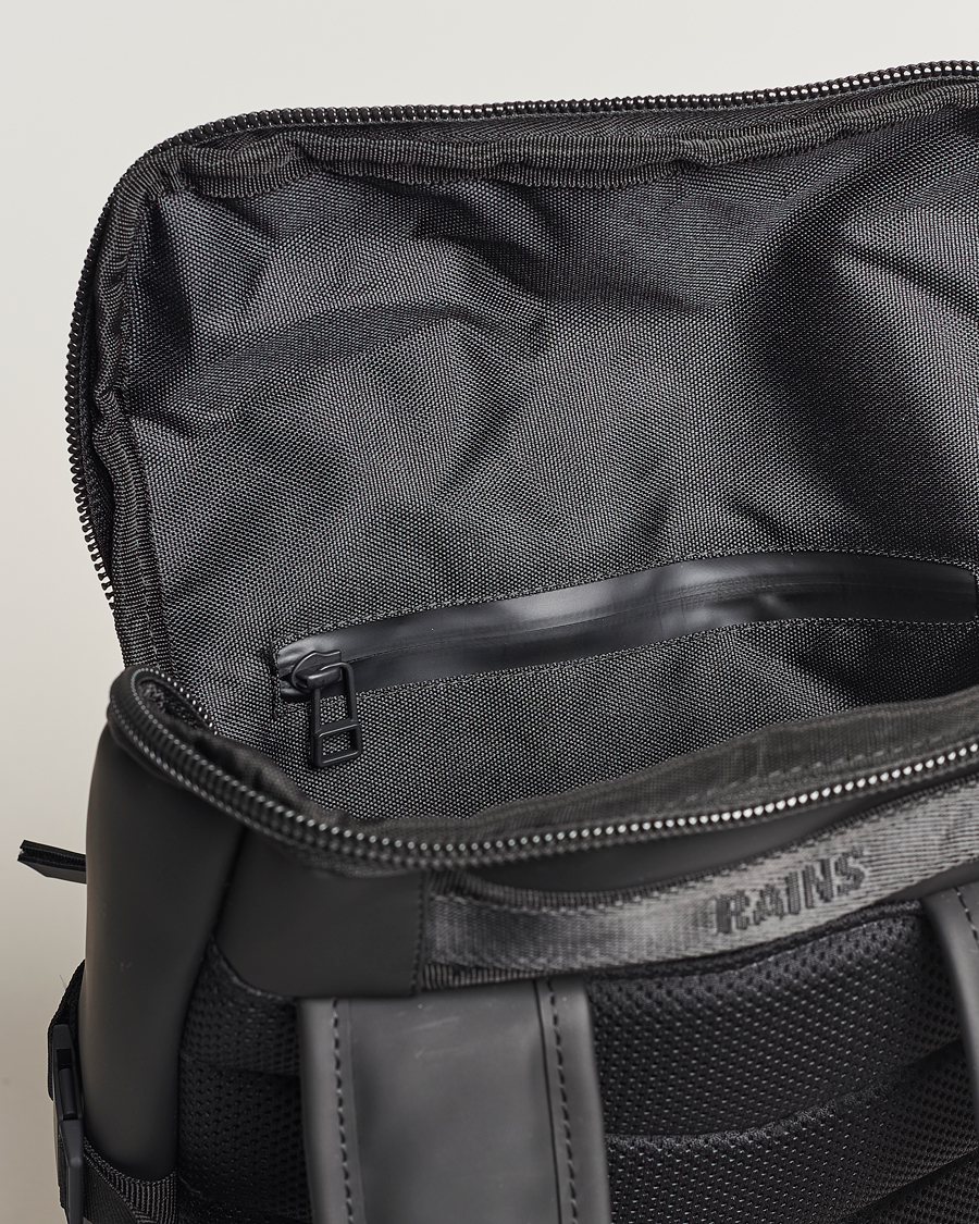 Mies | RAINS Trail Cargo Backpack Black | RAINS | Trail Cargo Backpack Black