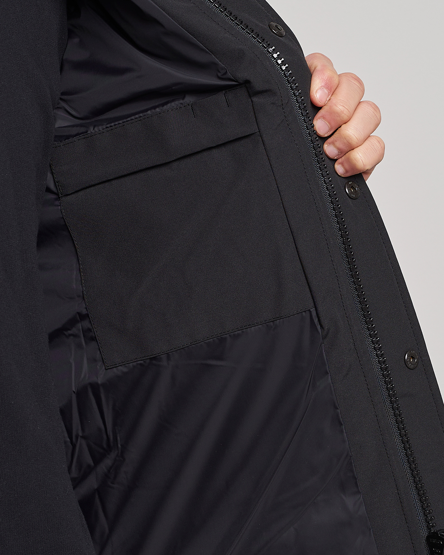 Mies | Ulkoliivit | Canada Goose Black Label | Garson Vest Black