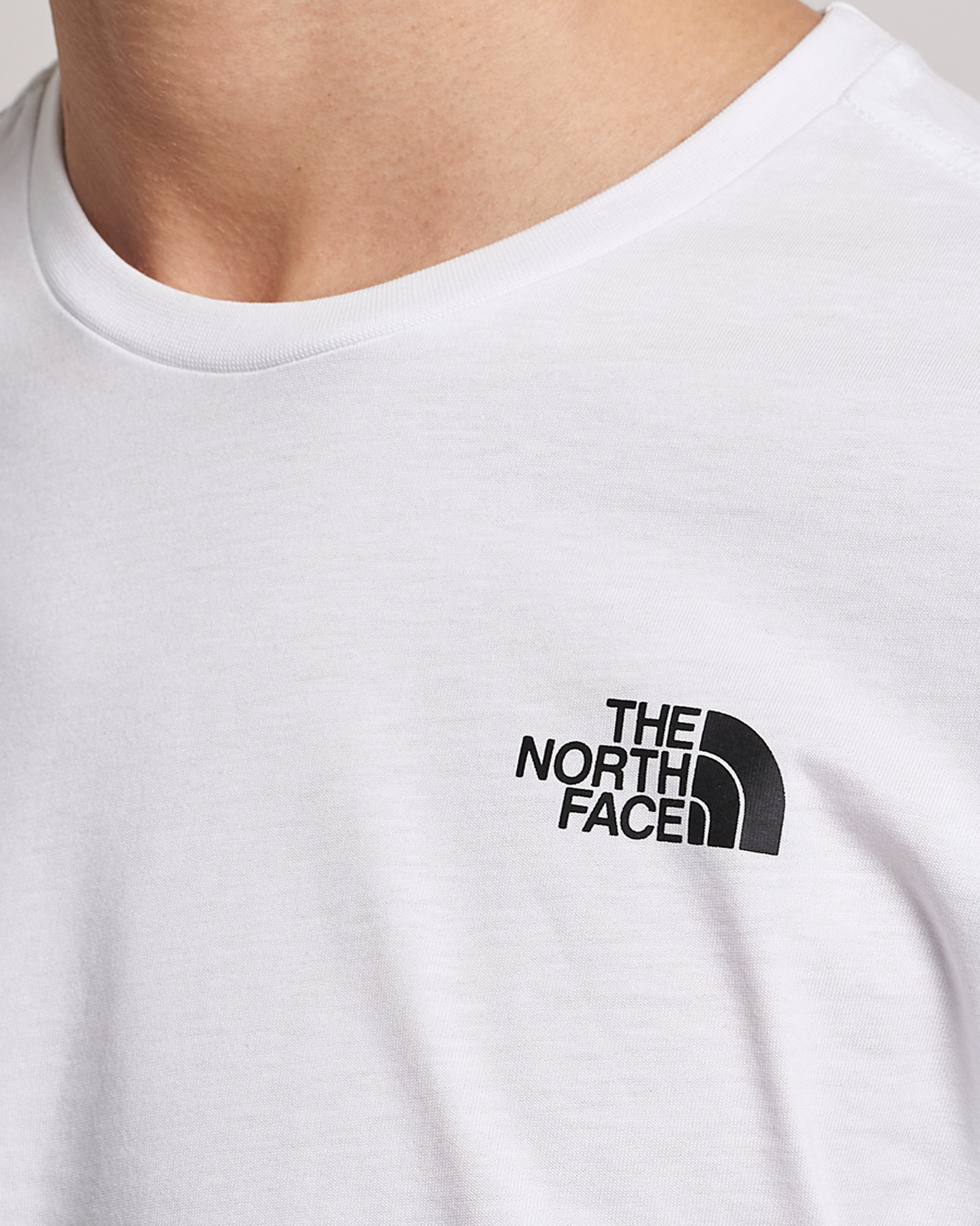 Mies | T-paidat | The North Face | Long Sleeve Easy T-Shirt White