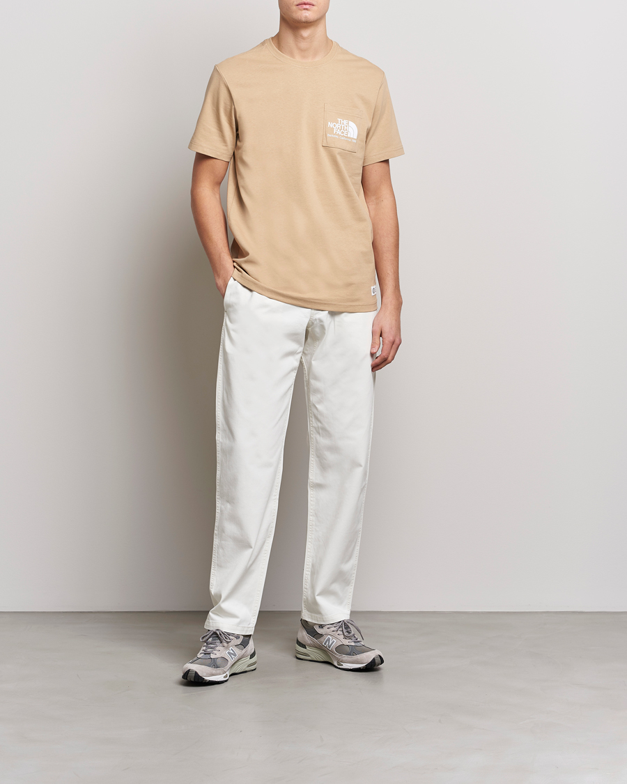 Mies | T-paidat | The North Face | Heritage Berkley T-Shirt Khaki Stone
