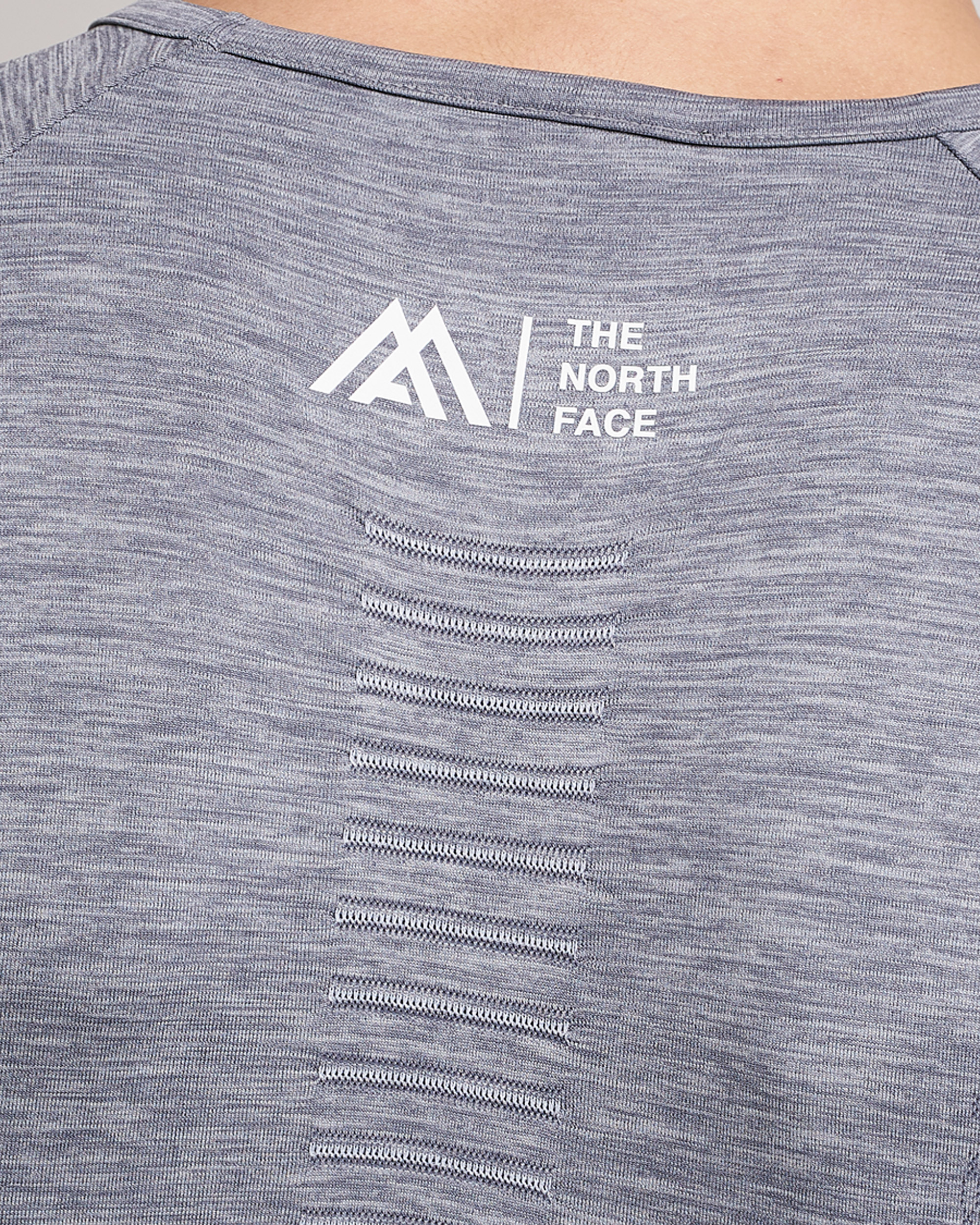 Mies | T-paidat | The North Face | Mountain Athletics Long Sleeve Meld Grey Heather