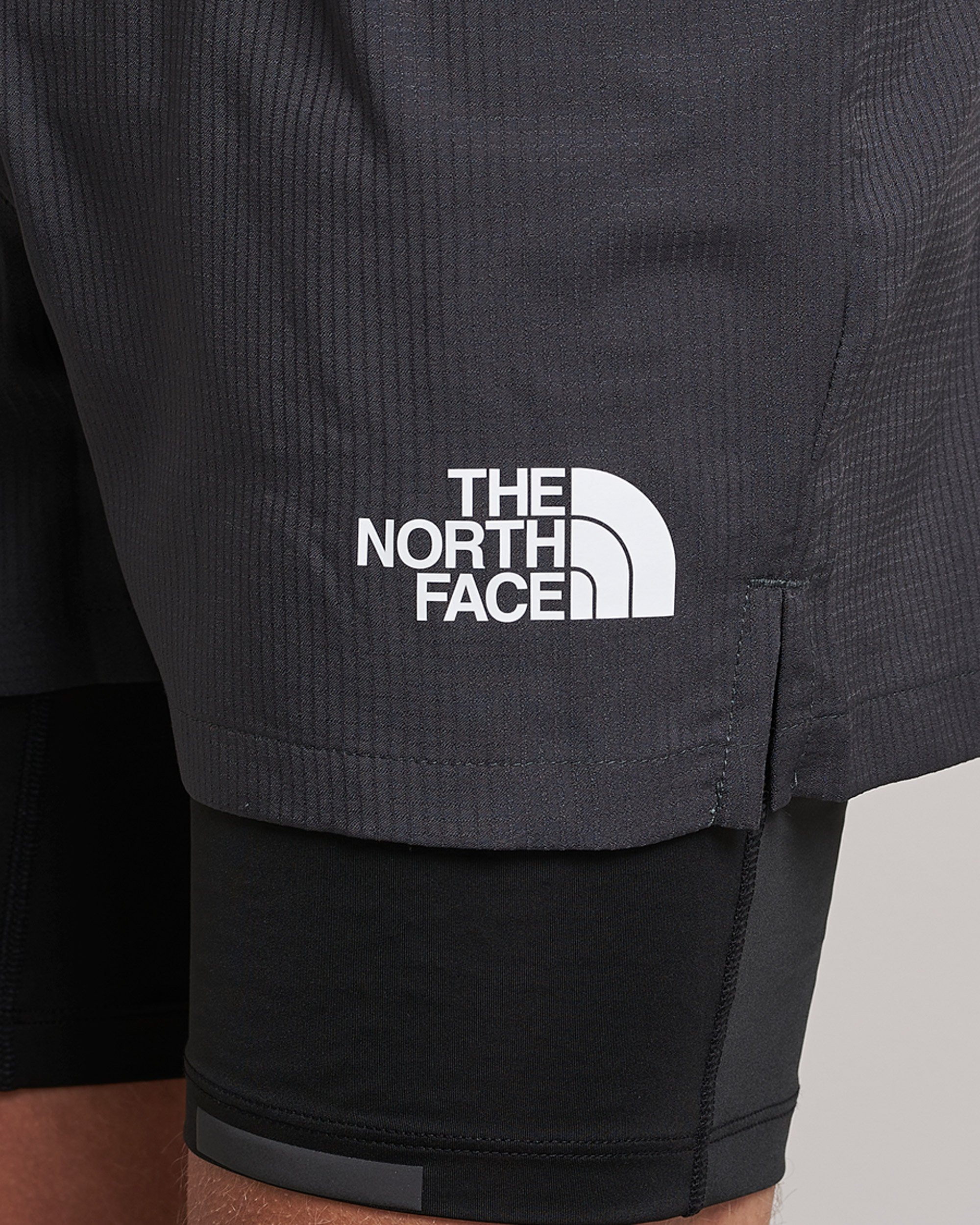 Mies | Shortsit | The North Face | Mountain Athletics Dual Shorts Black/Asphalt