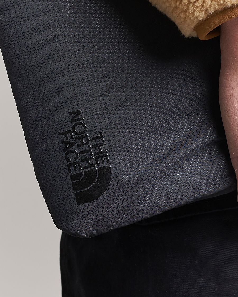 Mies | The North Face Flyweight Laptop Sleeve Black | The North Face | Flyweight Laptop Sleeve Black