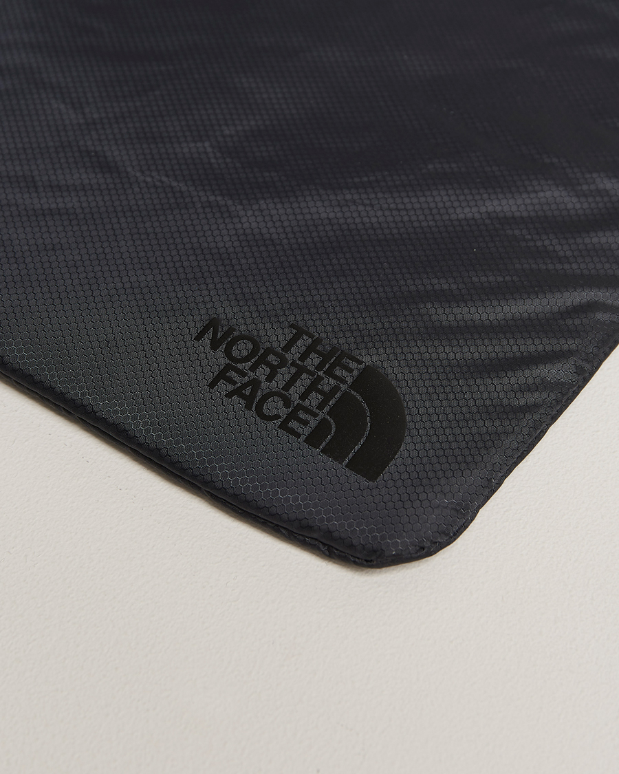 Mies | The North Face Flyweight Laptop Sleeve Black | The North Face | Flyweight Laptop Sleeve Black