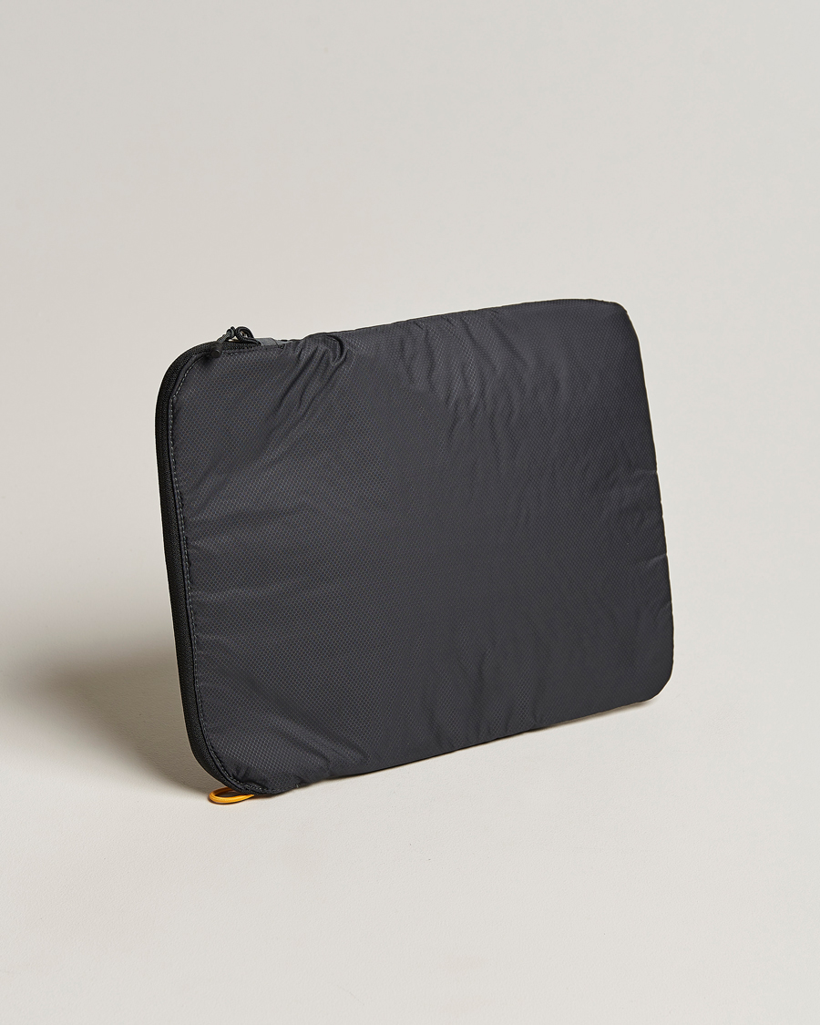 Mies | The North Face Flyweight Laptop Sleeve Black | The North Face | Flyweight Laptop Sleeve Black