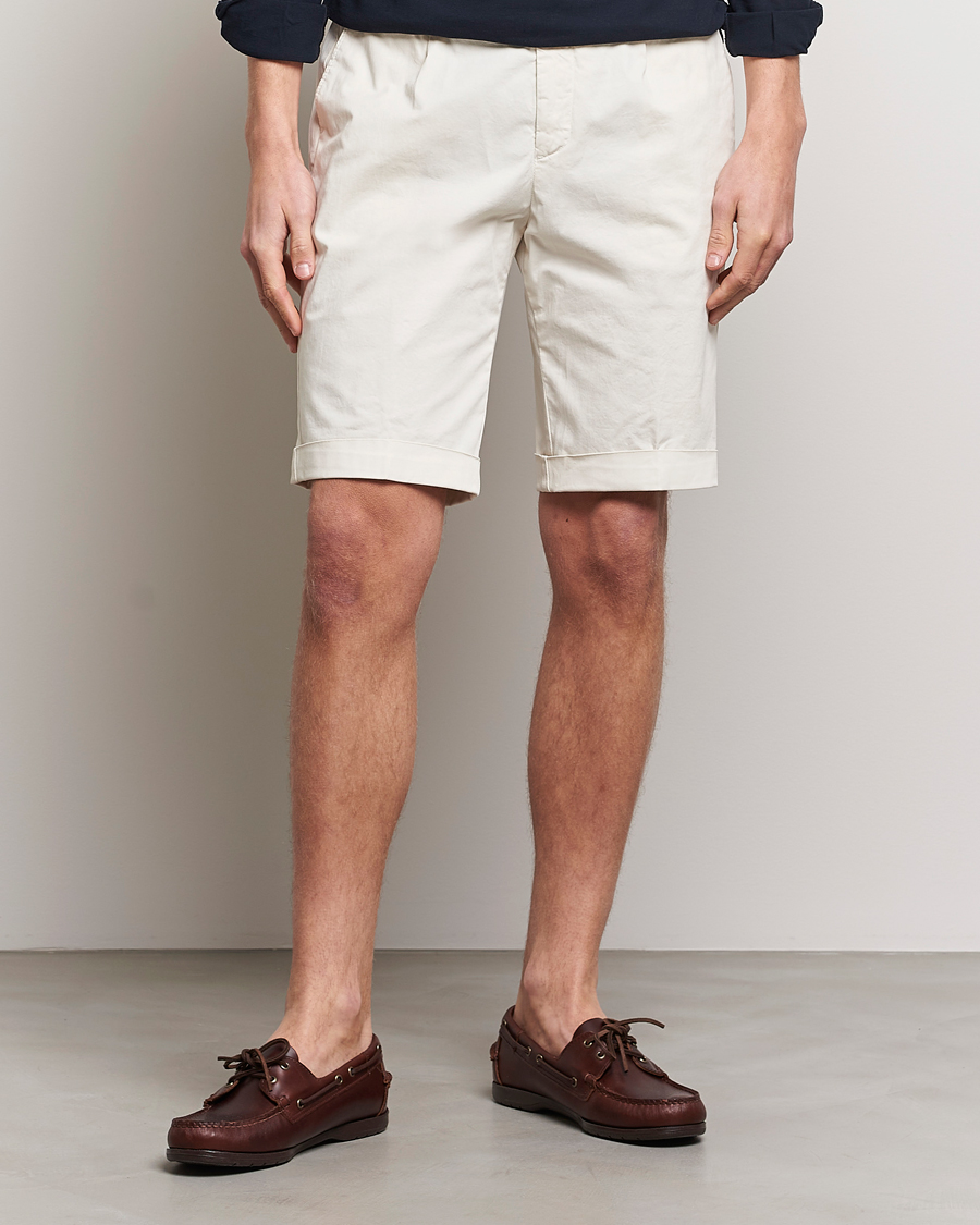 Mies | Chino-shortsit | Briglia 1949 | Pleated Cotton Shorts Cream
