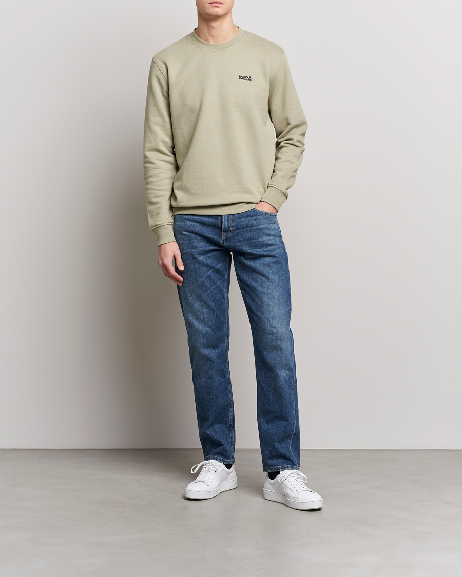 Mies | Puserot | Barbour International | Roadster Crew Neck Sweatshirt Cavaliry Sun