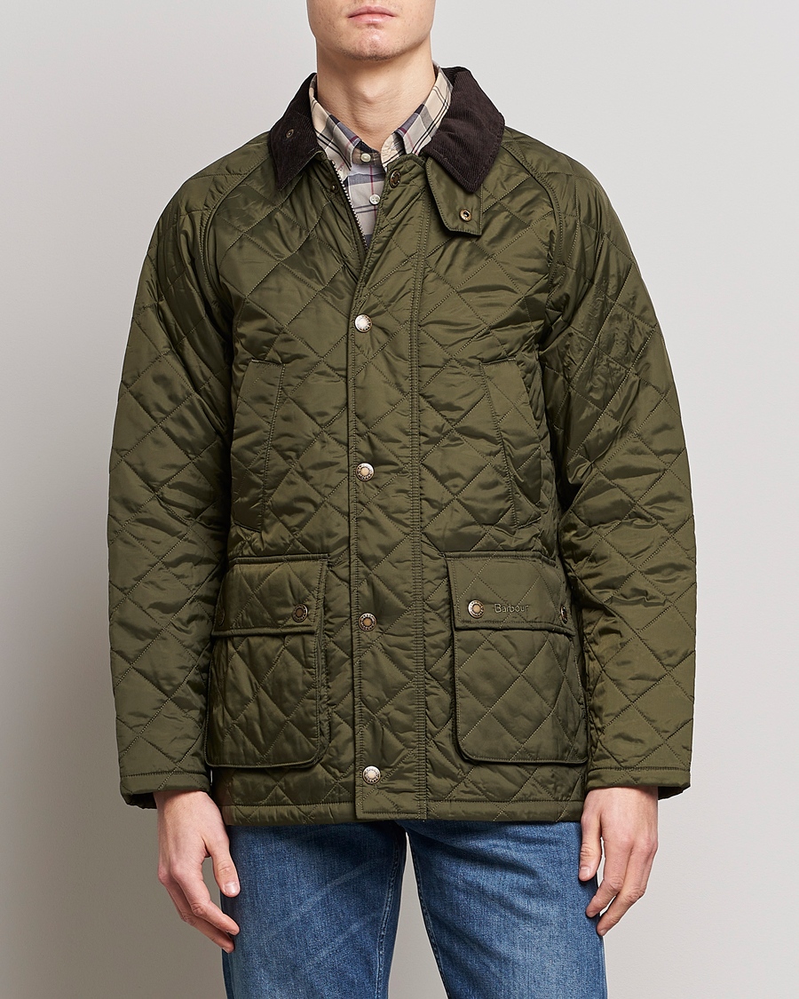 Mies | Takit | Barbour Lifestyle | Ashby Quilted Jacket Olive