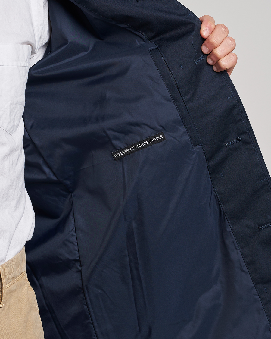 Mies | Takit | Barbour Lifestyle | Rokig Waterproof Car Coat Navy
