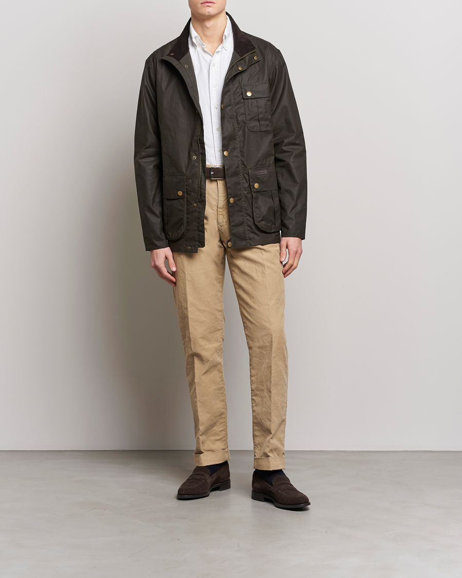 Mies | Takit | Barbour Lifestyle | Dunlin Vax Jacket Olive