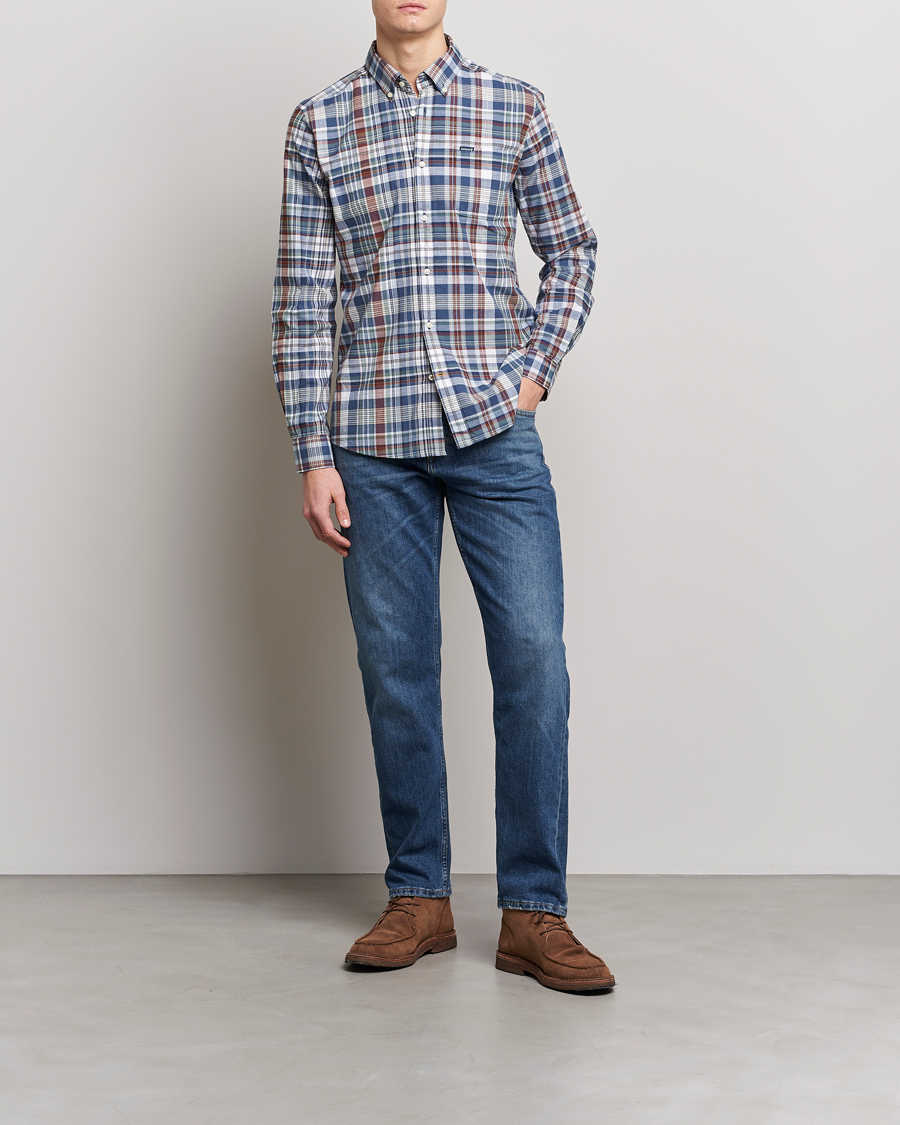 Mies | Kauluspaidat | Barbour Lifestyle | Tailored Fit Seacove Checked Shirt Blue