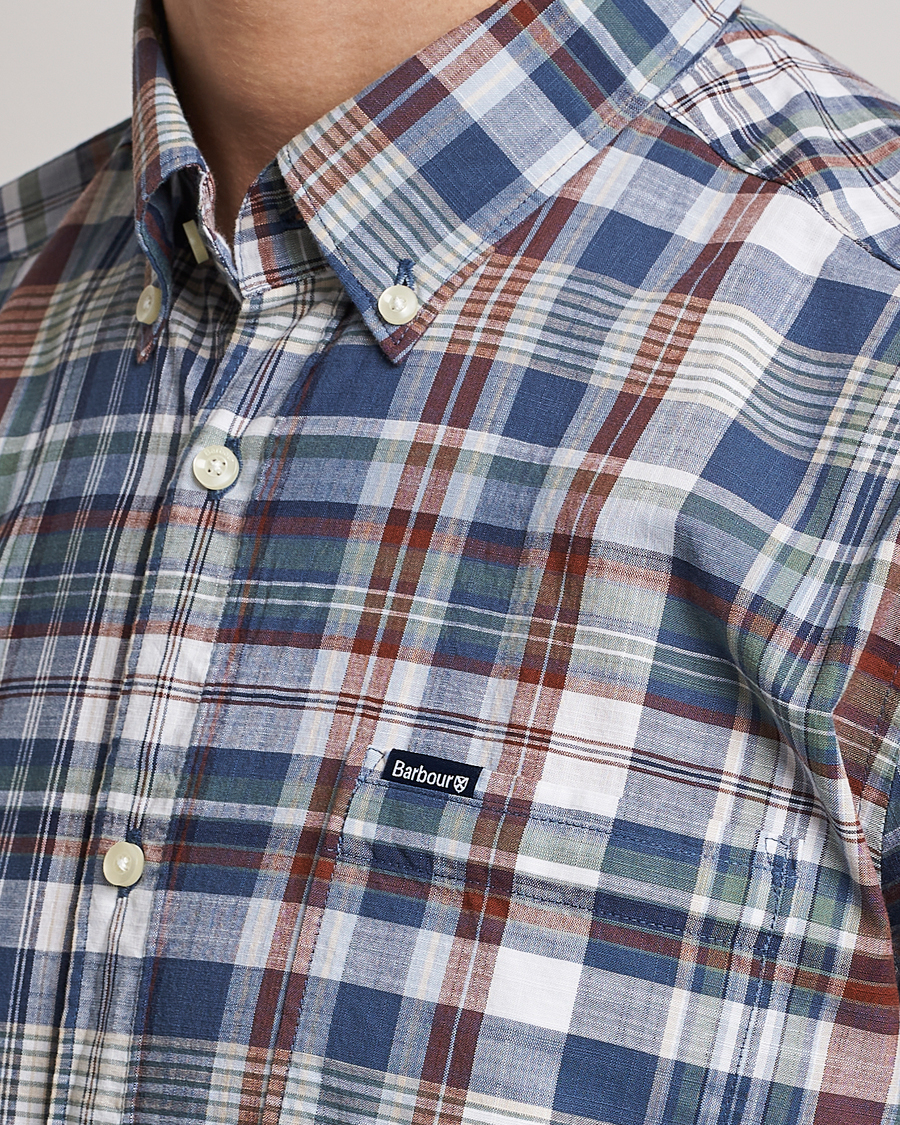 Mies | Kauluspaidat | Barbour Lifestyle | Tailored Fit Seacove Checked Shirt Blue
