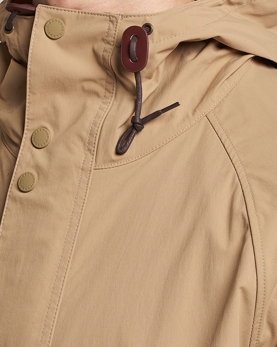 Mies | Takit | Barbour White Label | Hooded Field Parka Trench