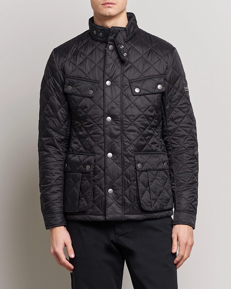 Mies | Kevättakit | Barbour International | Ariel Quilted Jacket Black